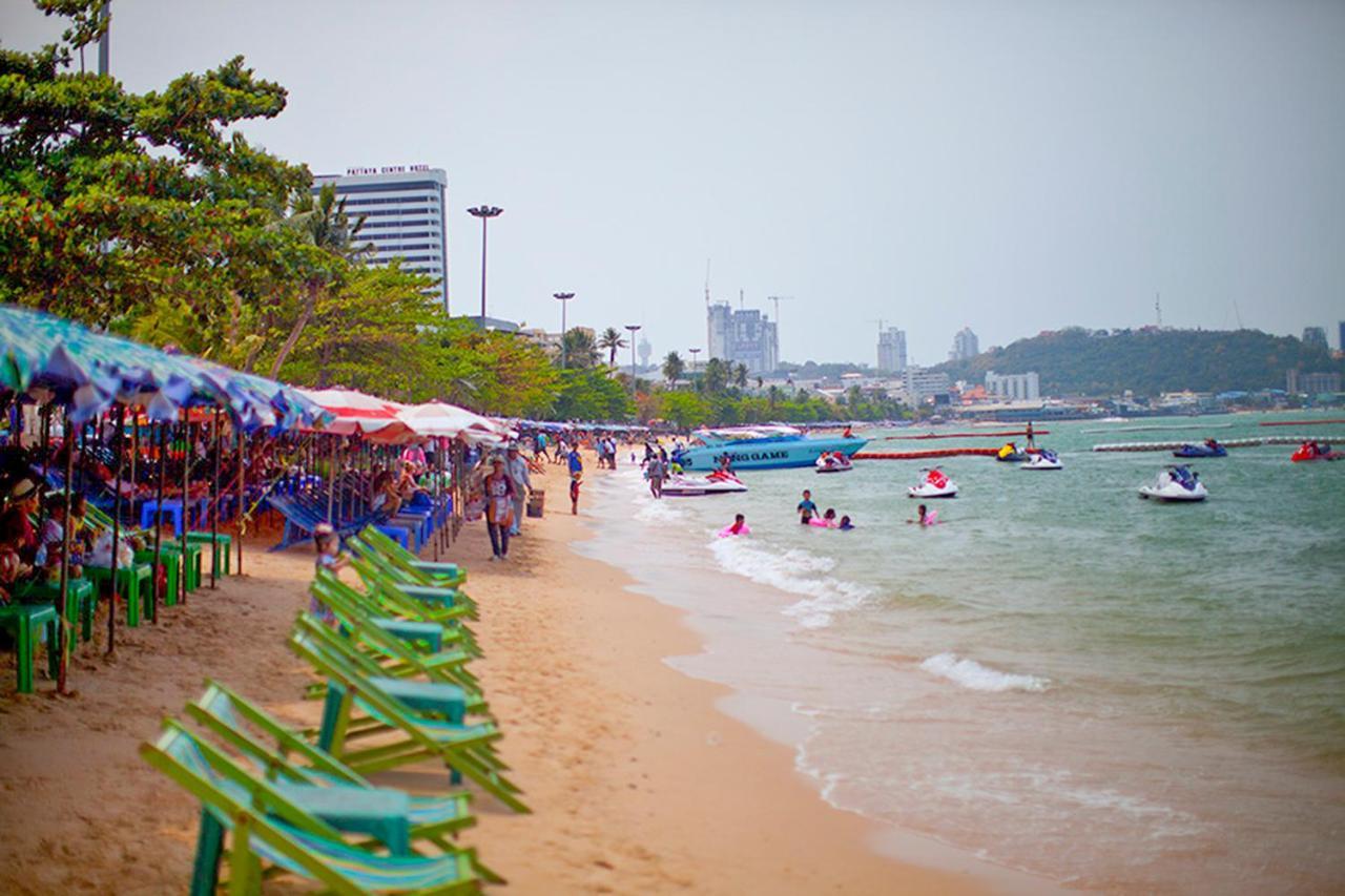 Central Pattaya Base Condo Kültér fotó